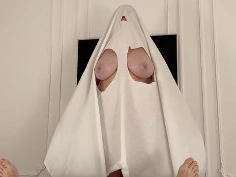 FreeKiloSex presents: Fucked big titty ghost on halloween