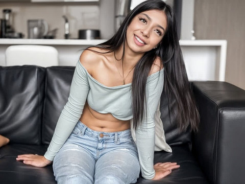 FreeKiloSex presents: Cute 18yo latina tight pussy banged at amateur modeling casting