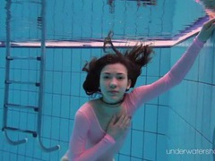 FreeKiloSex presents: Leggy girl goes swimming in her leotard