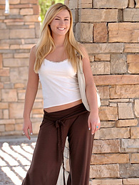 FreeKiloSex presents: Light-Haired american cutie Summer Solstice removes her clothes and toys her twat