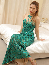 FreeKiloSex presents: Sexy british teen Stephanie Bonham Carter removes her dress and displays her bare skin